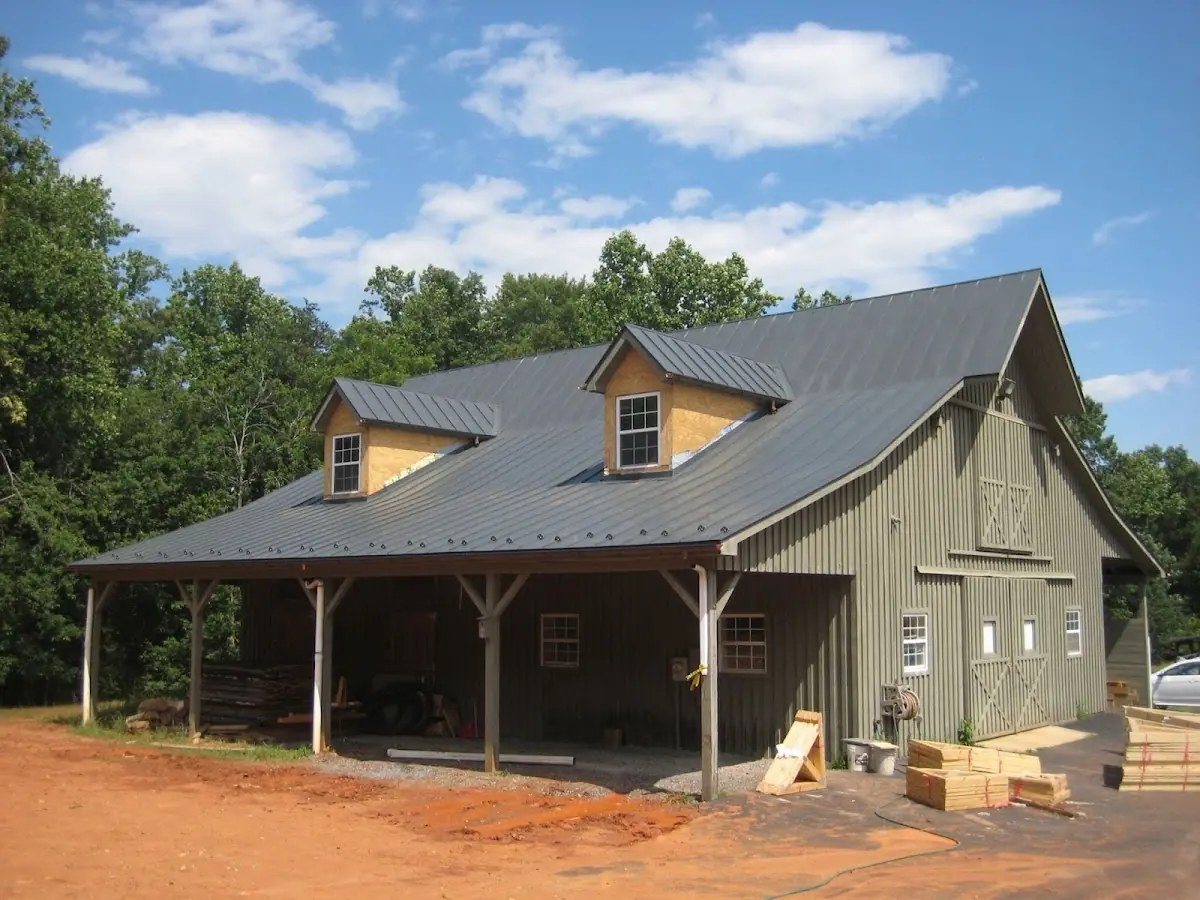 Expert Roof Coating workmanship in Arlanza